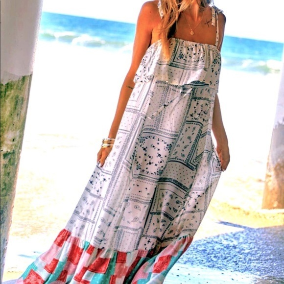 Border Print Ruffle Dress - Picture 3 of 7